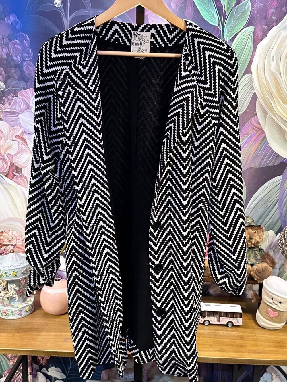 Tulle L Women's Jacket Retro Mod Chevron Black White Open Front Lined